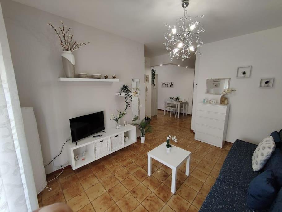 Appartamento Da Nella Giardini Naxos Eksteriør bilde