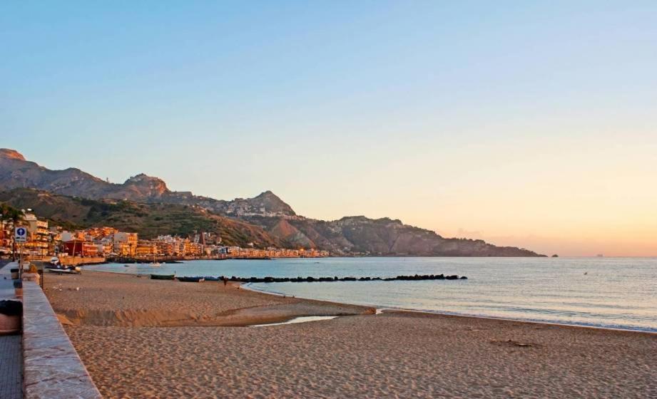 Appartamento Da Nella Giardini Naxos Eksteriør bilde